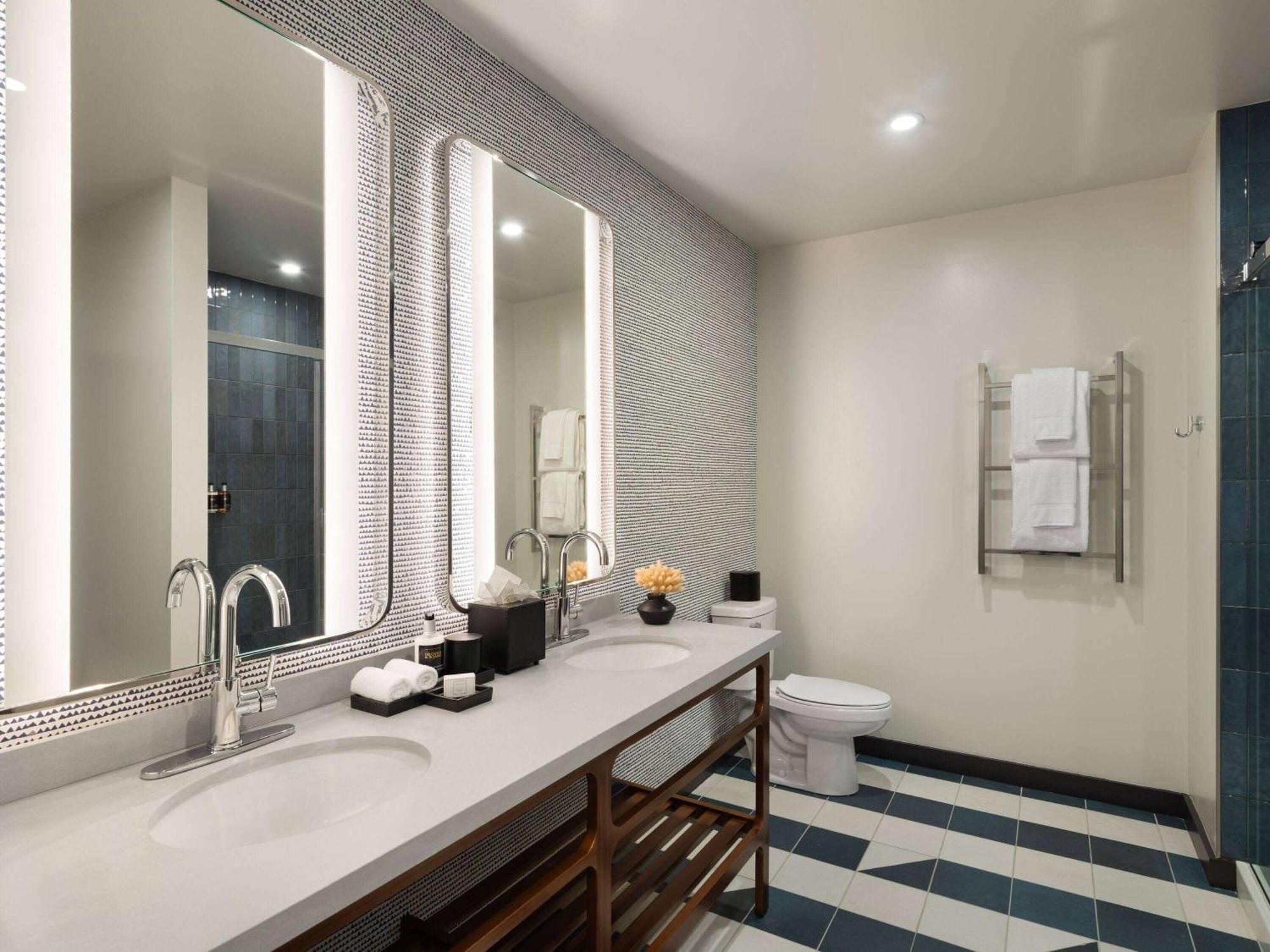 Origin Kansas City Riverfront, A Wyndham Hotel Esterno foto